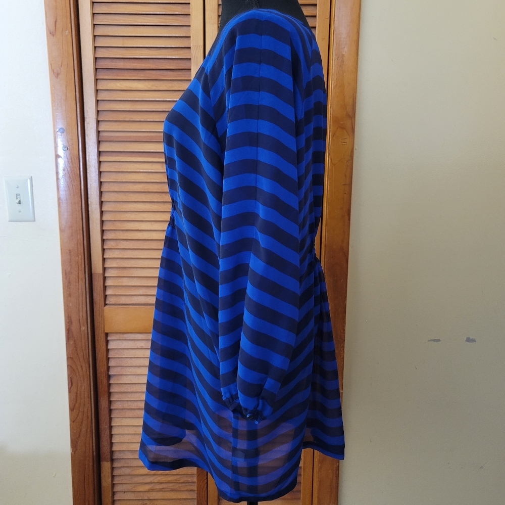 NWOT Old Navy Sheer Maternity Tunic Size Large (HP Best in Maternity Wear) - Picture 4 of 12